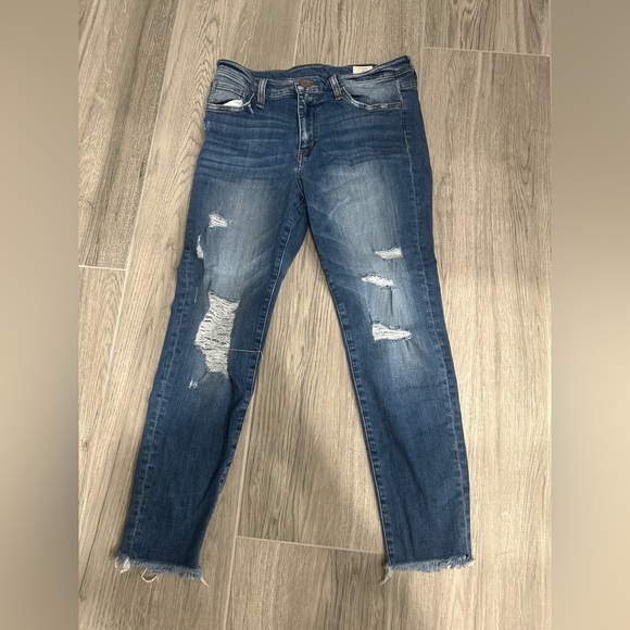 Buckle Bridge by Gly mid rise light wash distressed ankle skinny jean size 29 - Picture 1 of 4